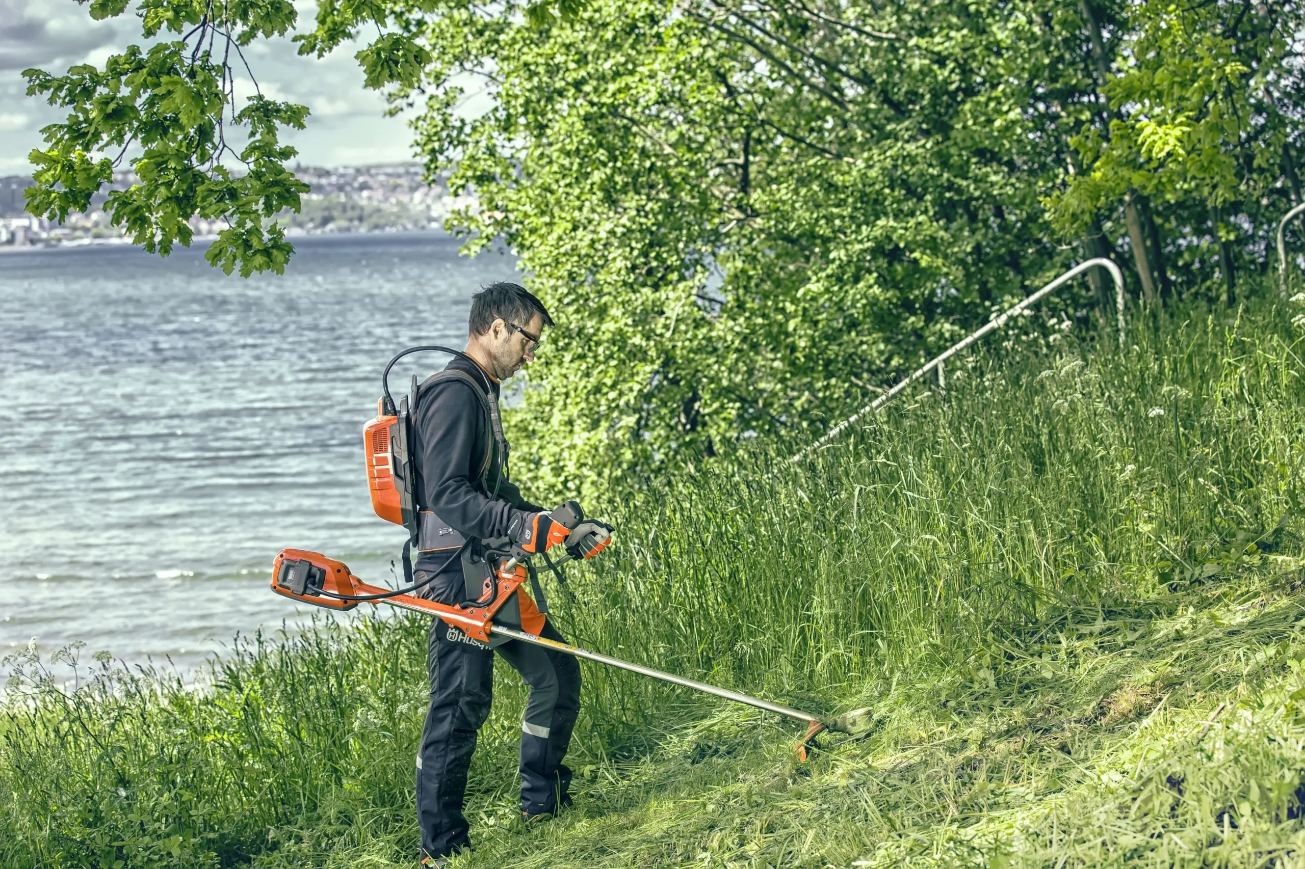 Débroussailleuse à batterie HUSQVARNA 520ILX – Image 2