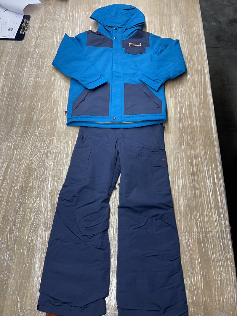 TENUE DE SKI GARCON BURTON-14 ANS – – Image 2